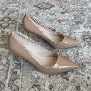✨SOLD✨ Nude Pumps